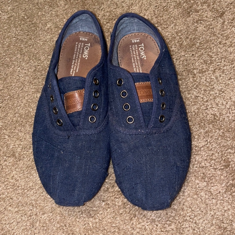 Toms